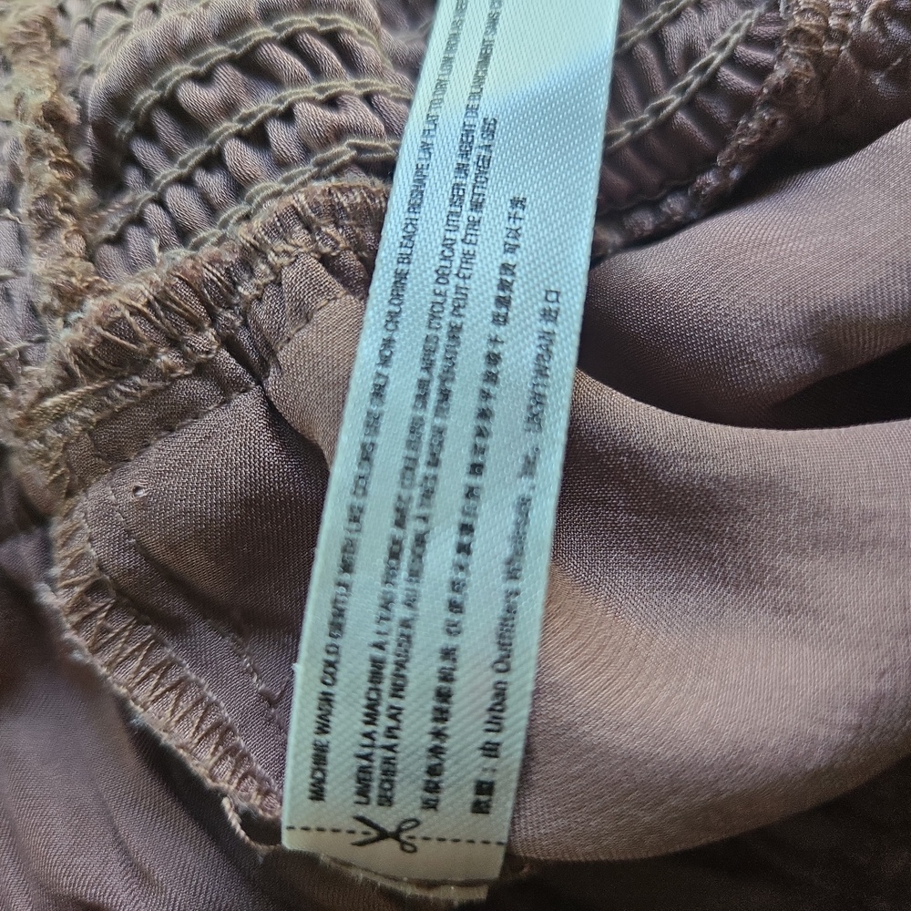 Saturday Sunday Mocha Tan Satin Plisse Pant With High Waist Size Medium - Picture 15 of 15